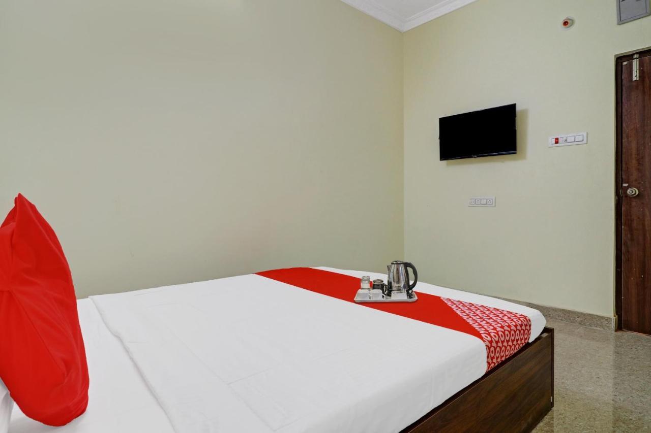 Hotel O S V Residency Kajaguda Near Gachibowli ไฮเดอราบัด ภายนอก รูปภาพ