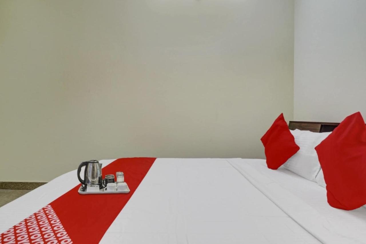 Hotel O S V Residency Kajaguda Near Gachibowli ไฮเดอราบัด ภายนอก รูปภาพ