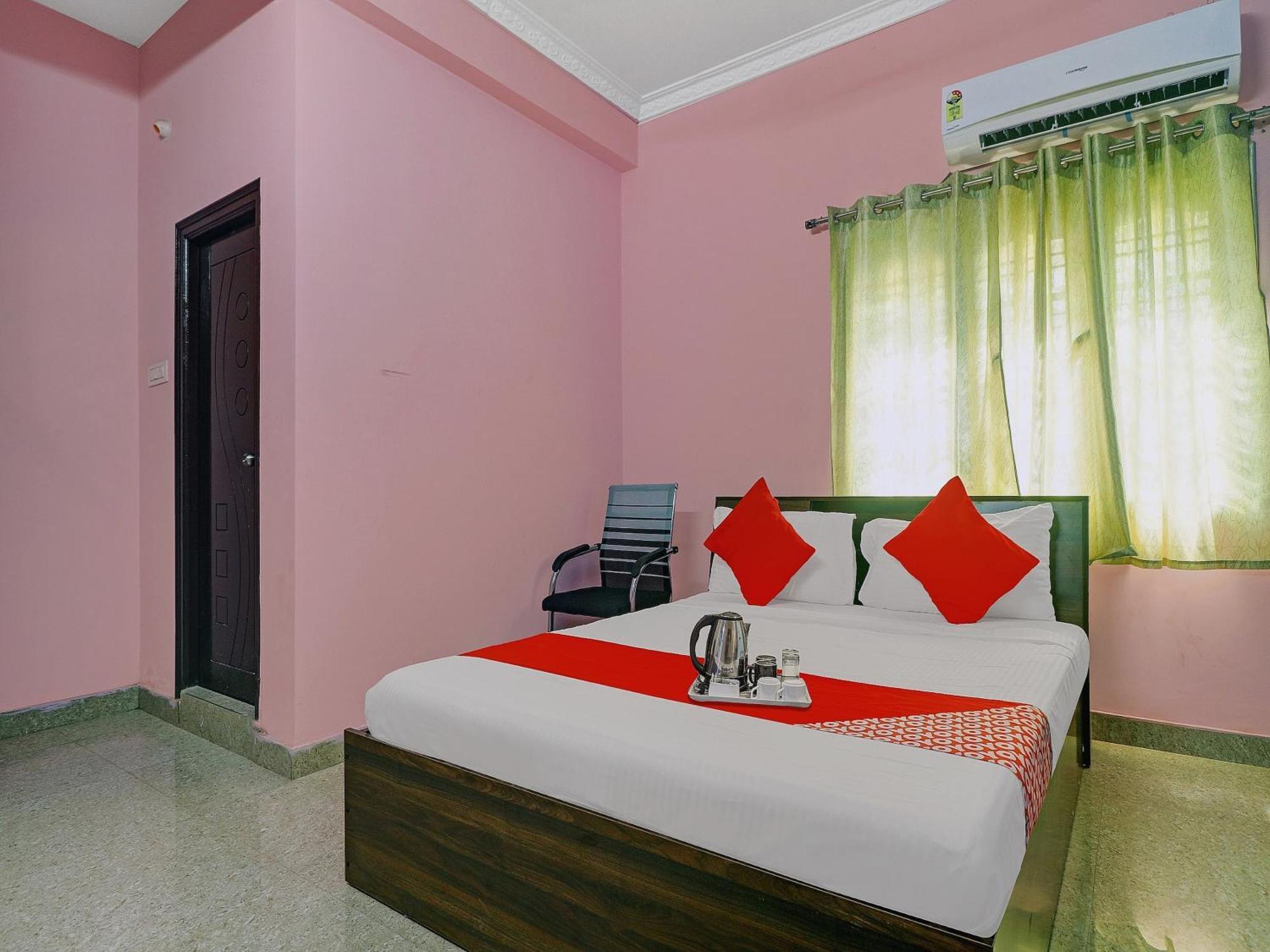 Hotel O S V Residency Kajaguda Near Gachibowli ไฮเดอราบัด ภายนอก รูปภาพ