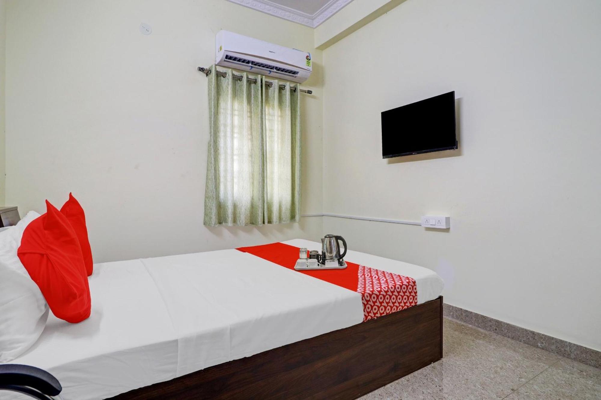Hotel O S V Residency Kajaguda Near Gachibowli ไฮเดอราบัด ภายนอก รูปภาพ